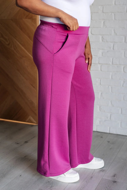 Dear Scarlett wide leg cropped pant in magenta