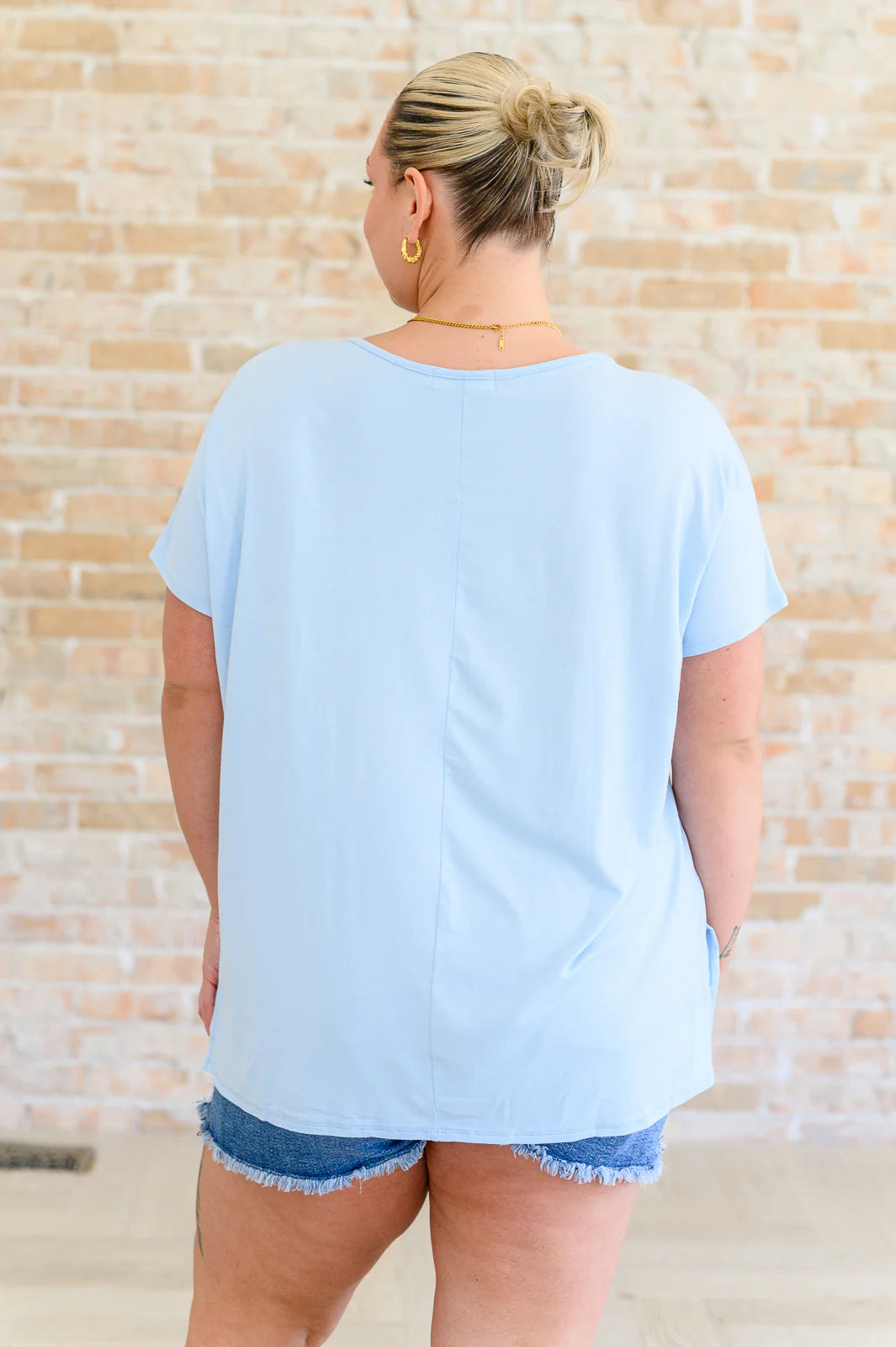Every Day tee in Sky Blue