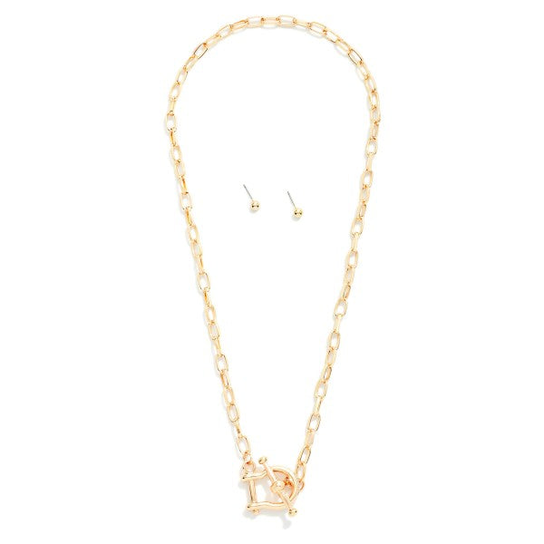 Toggle Clasp Necklace